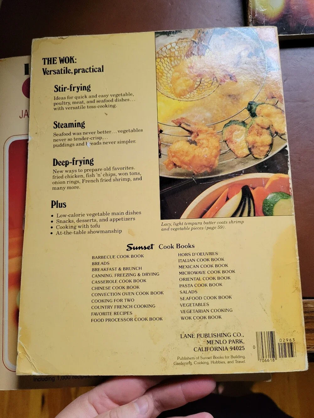 Lot Of 3 Vintage Cookbooks 70s Crock Pot, Wok, House And Garden